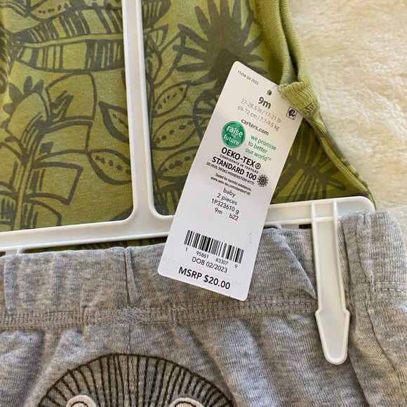 Carters onsie and shorts set - Picture 5 of 5